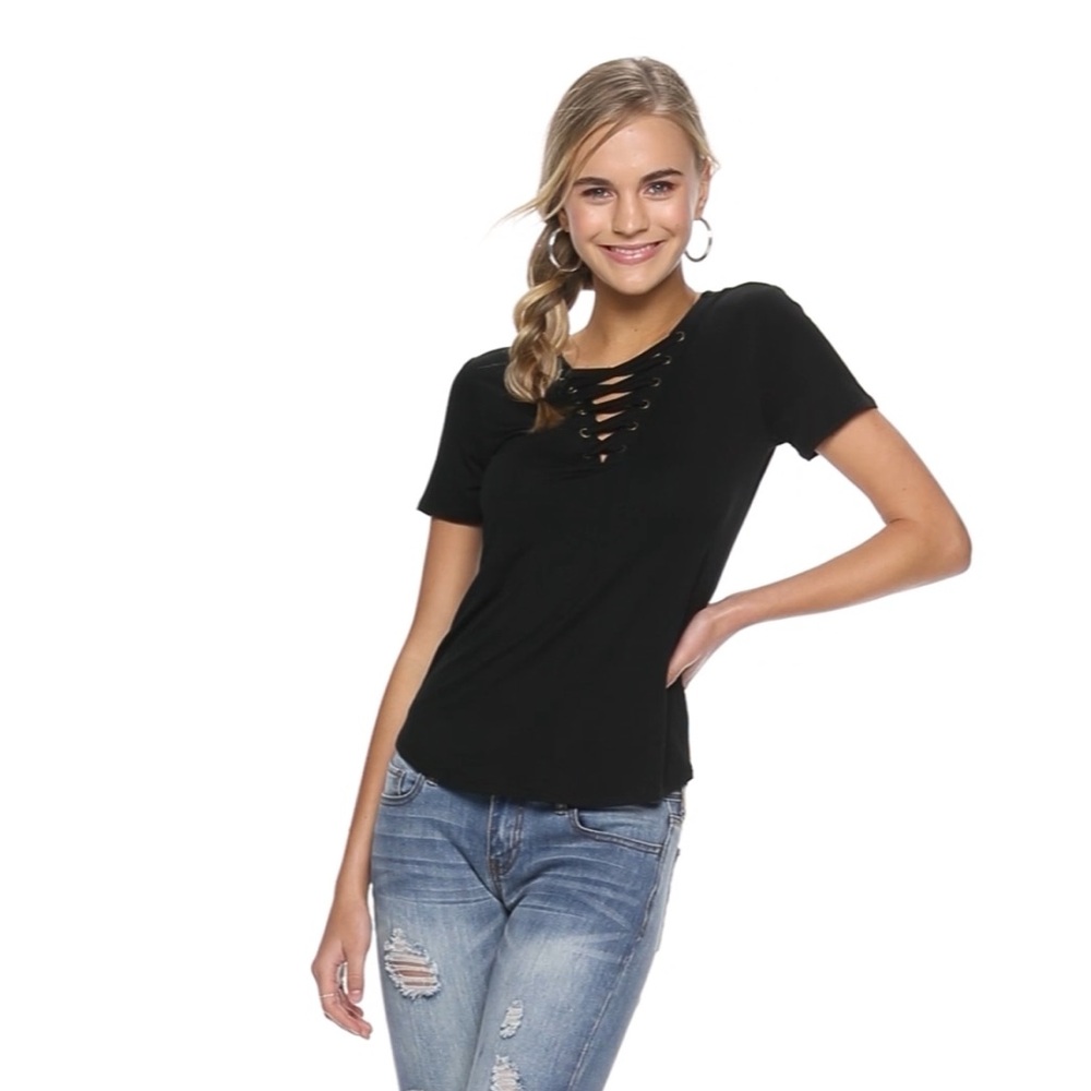 FREE w/ $10+ PURCHASE: Mudd Juniors’ Lace-Up Tee